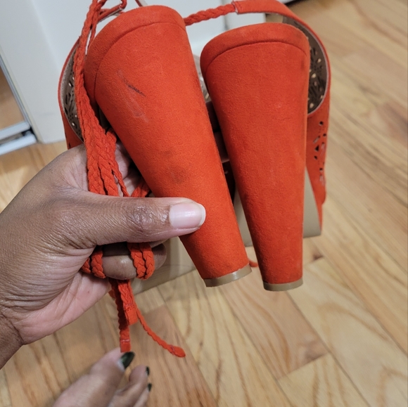 Sandals - Picture 3 of 6